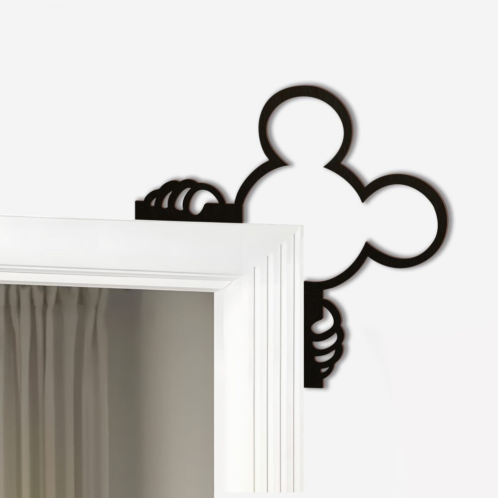 Door Corner 1 Mockup goc nghieng can canh cua ra vao 1 3 scaled
