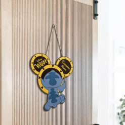 Door Sign 4 Mockup goc nghieng copy 7