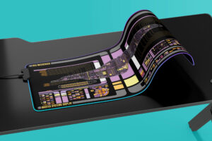 Intrepid Class - U.S.S. Messenger NCC-74831 LCARS LED Desk Mat
