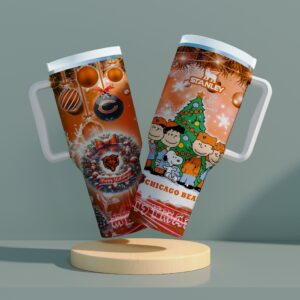 Chicago Bears x Snoopy Christmas Stanley Tumbler 2025 – Limited Holiday Edition