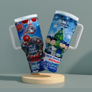 New England Patriots x Snoopy Christmas Stanley Tumbler 2025 – Limited Holiday Edition