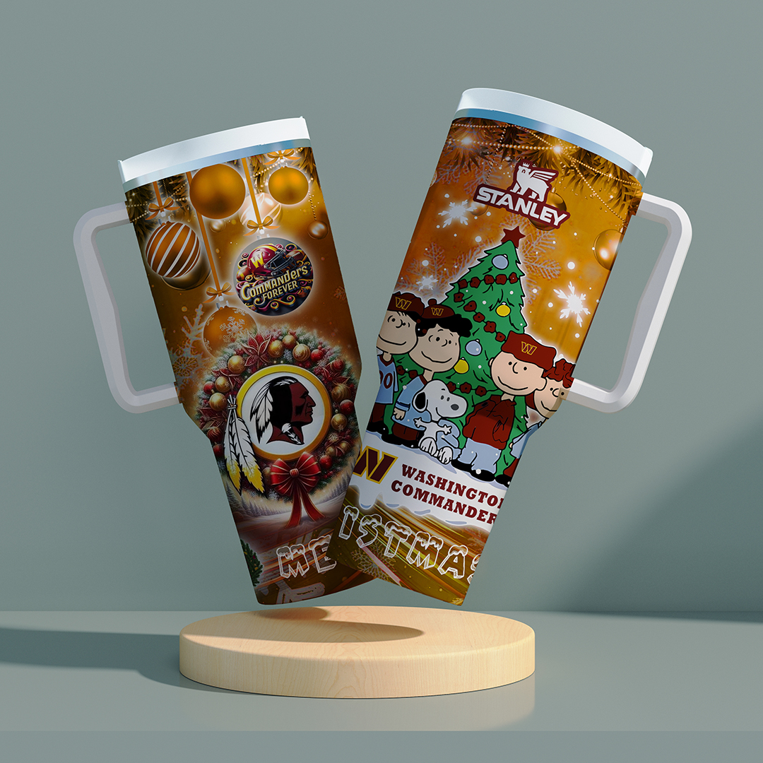 Washington Commanders x Snoopy Christmas Stanley Tumbler 2025 – Limited Holiday Edition 1 Washington Commanders x Snoopy Christmas Stanley Tumbler 2025 – Limited Holiday Edition