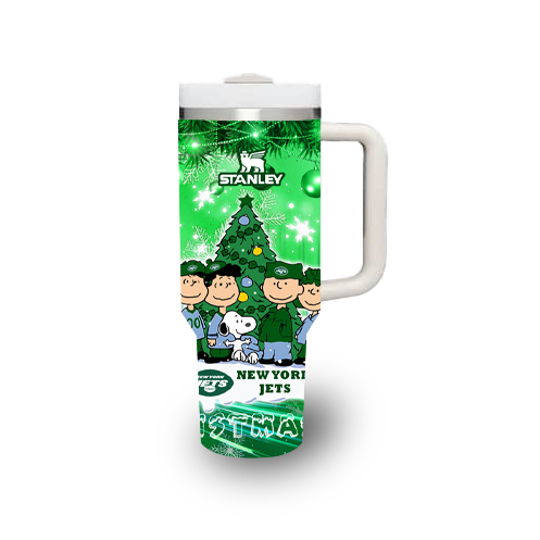 New York Jets x Snoopy Christmas Stanley Tumbler 2025 – Limited Holiday Edition 4 New York Jets x Snoopy Christmas Stanley Tumbler 2025 – Limited Holiday Edition - Image 4