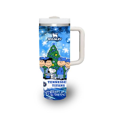 Tennessee Titans x Snoopy Christmas Stanley Tumbler 2025 – Limited Holiday Edition 4 Tennessee Titans x Snoopy Christmas Stanley Tumbler 2025 – Limited Holiday Edition - Image 4