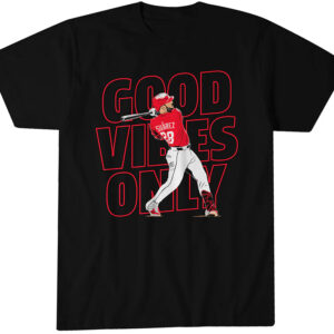 Cincinnati Reds Eugenio Suarez Good Vibes Only Cincinnati T-Shirt