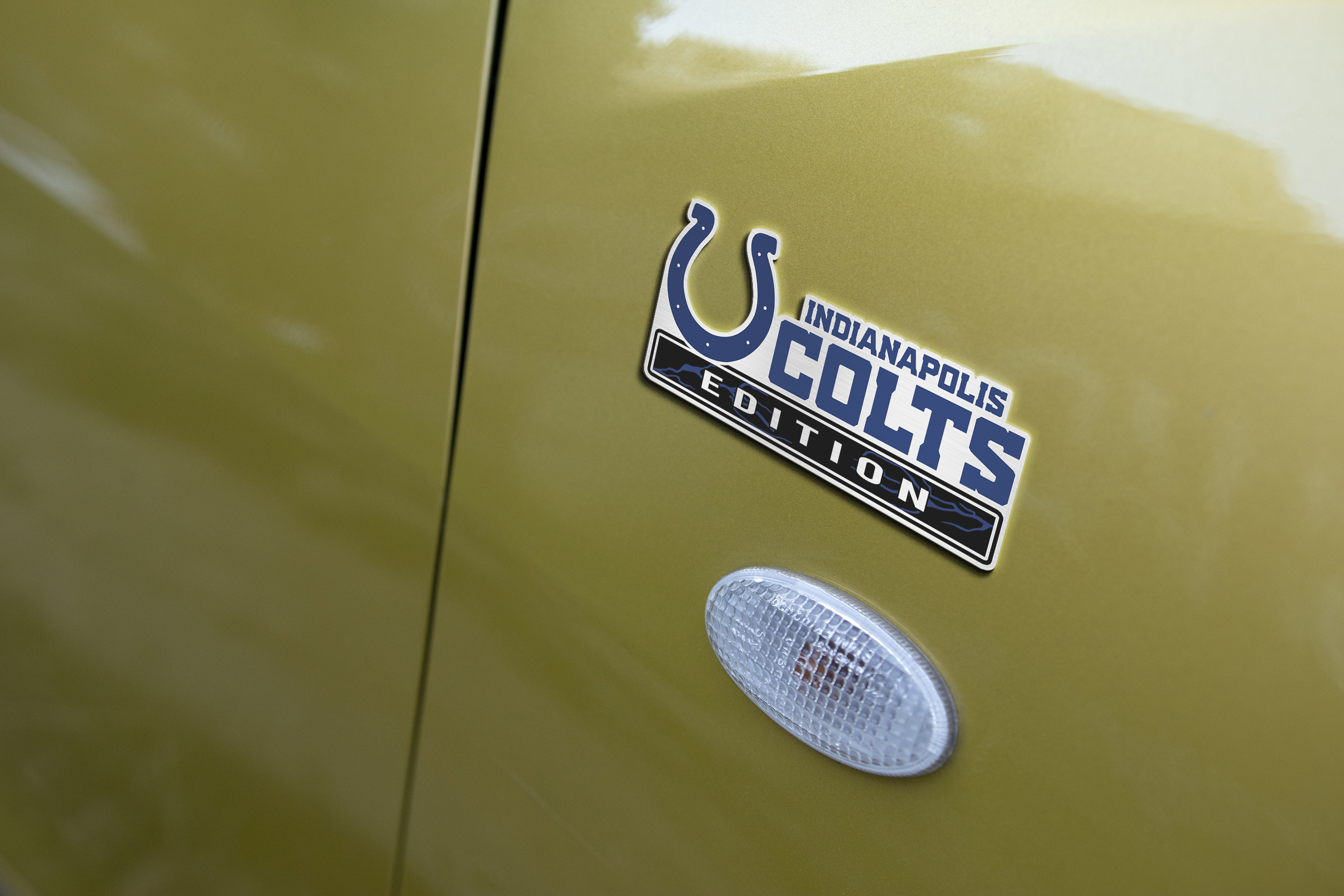 Indianapolis Colts Original Edition Acrylic Car Emblem 5 Indianapolis Colts Original Edition Acrylic Car Emblem - Image 5