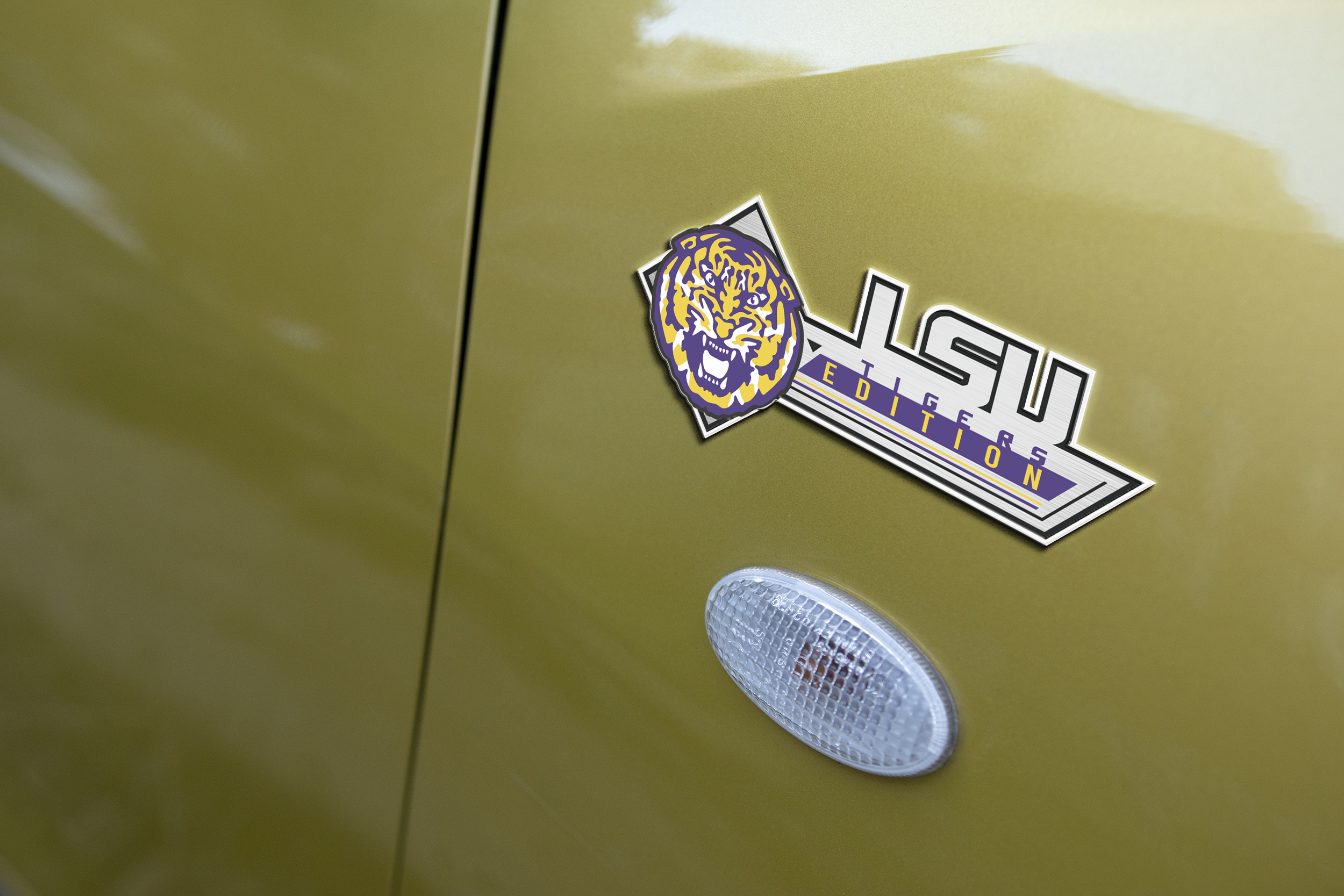 LSU Tigers Edition Acrylic Car Emblem 5 LSU Tigers Edition Acrylic Car Emblem - Image 5