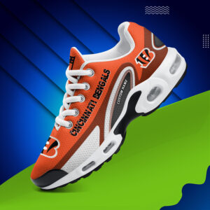 Cincinnati Bengals Personalized Name Team Logo Mix Colors Oval Line Air Max Shoes Air Cushion Sneakers