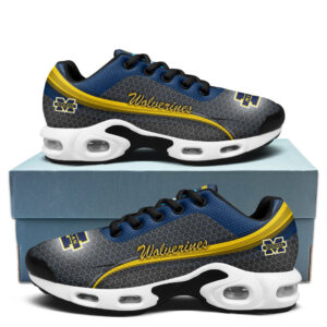 Michigan Personalized Name Team Colors Wave Line Beehive Pattern Shoes Air Cushion Sneakers