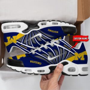 Michigan Wolverines Air Max Plus Shoes