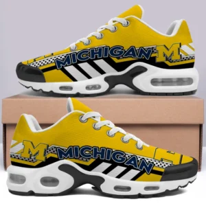 Michigan Wolverines Personalized Name Team Mix Colors Sport Team Air Max Shoes Air Cushion Sneakers 182ez-5831