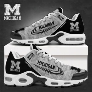 Michigan Wolverines Shoes 2025 Version Custom Name, Camouflage Shoes Ph585