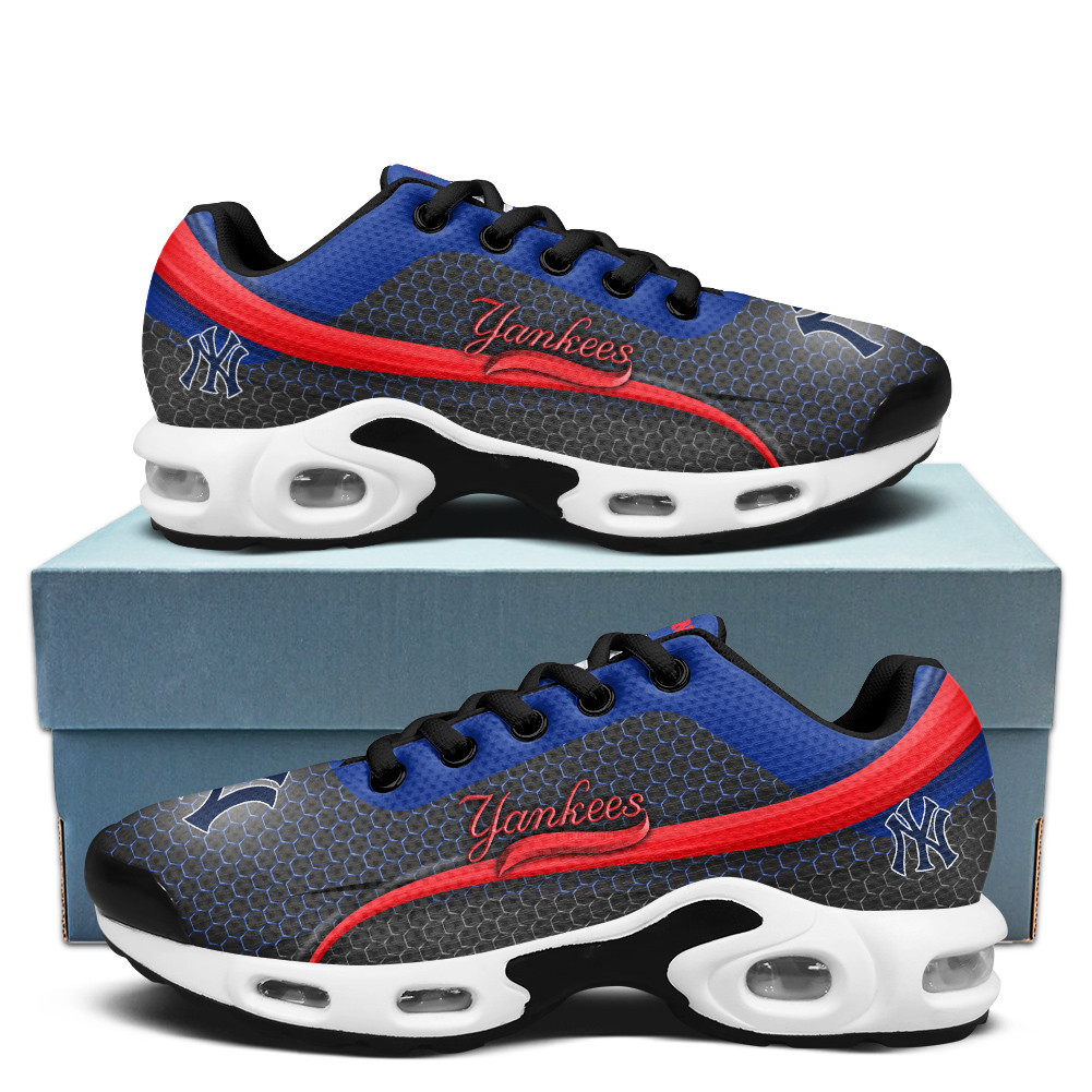 New York Yankees Personalized Name Team Colors Wave Line Beehive Pattern Air Max Shoes Air Cushion Sneakers 1 New York Yankees Personalized Name Team Colors Wave Line Beehive Pattern Air Max Shoes Air Cushion Sneakers