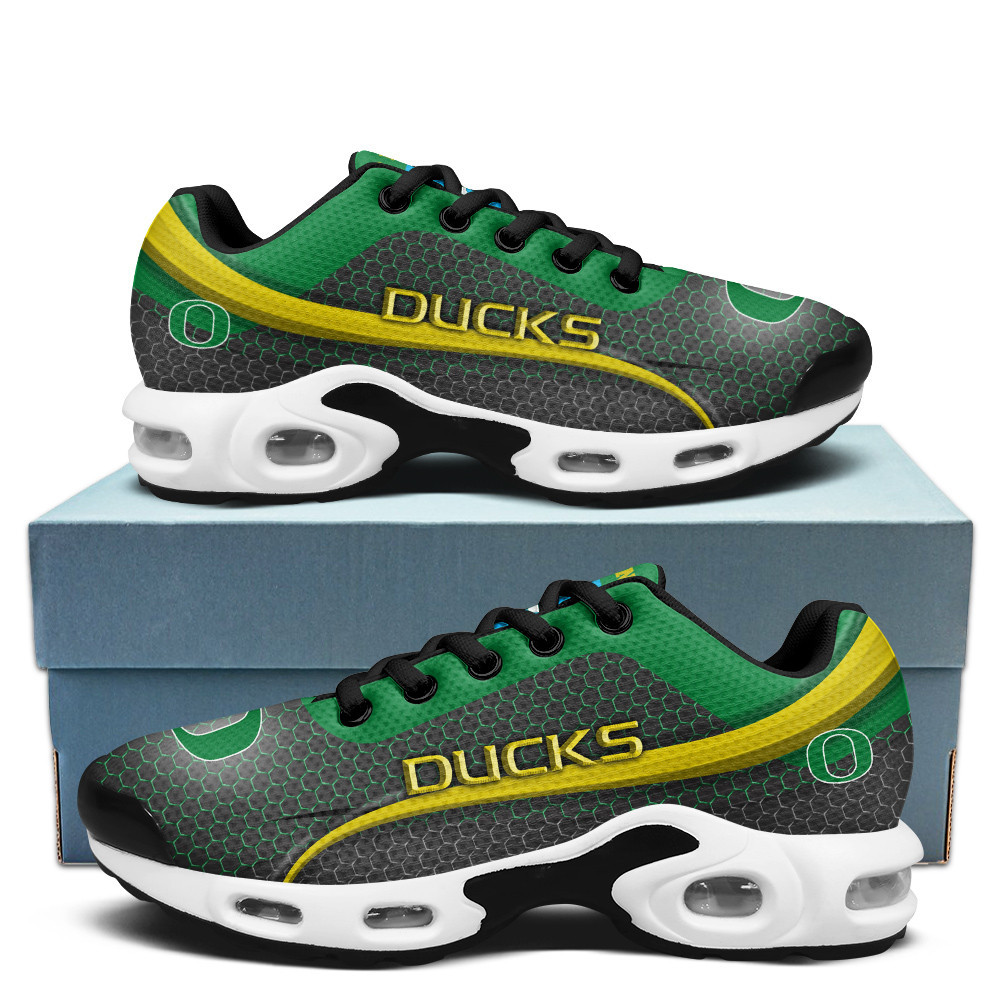 Oregon Personalized Name Team Colors Wave Line Beehive Pattern Air Max Shoes Air Cushion Sneakers 1 Oregon Personalized Name Team Colors Wave Line Beehive Pattern Air Max Shoes Air Cushion Sneakers