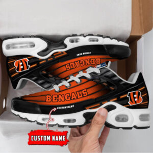 Personalized Chicago Bears Black And Team Color Stripes Black Air Max Shoes Air Cushion Sneakers