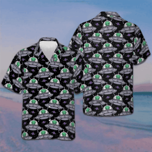 Retro Alien On Space Ship Hawaiian Shirt Men's Short Sleeve Button Down Beach Shirts Gift