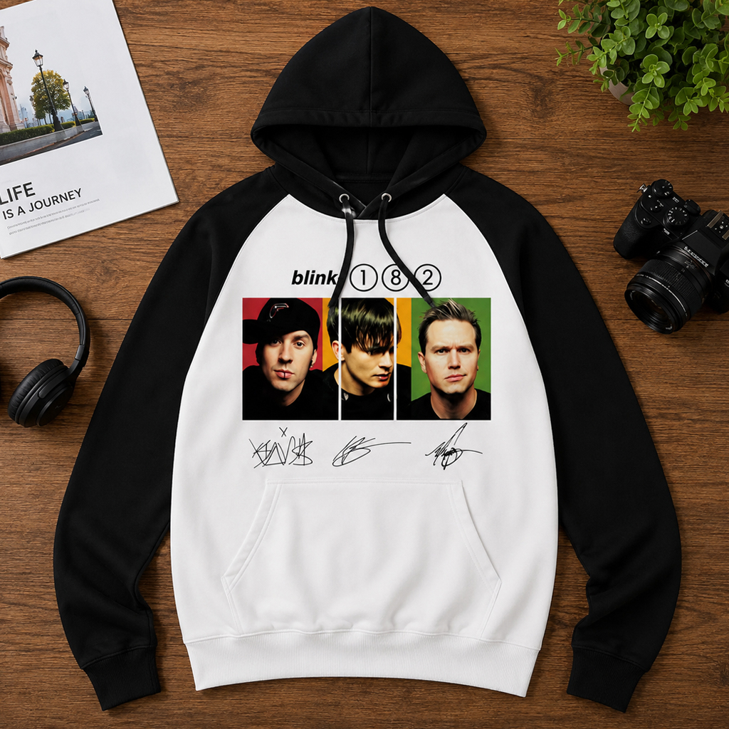 Unisex Blink-182 25th Anniversary 2026 Signature Graphic Shirt for Rock Music Fans - Image 4