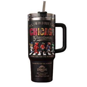 Yes I'm Old But I Saw Chicago Greatness Graphic Tumbler for Sports Fans