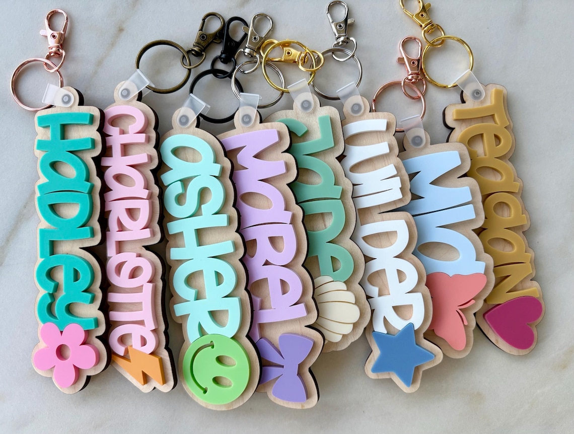 Custom 3D Layered Wood Name Keychain for Everyday Bags and Keys with Decorative Charm 1 Custom 3D Layered Wood Name Keychain for Everyday Bags and Keys with Decorative Charm