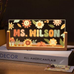 Personalized Teacher Name Sign - LED Illuminated Retro Smiley Flower Desk Lamp