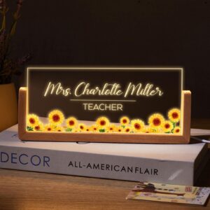 Personalized Teacher Name Sign - LED Illuminated Sunflower Desk Lamp