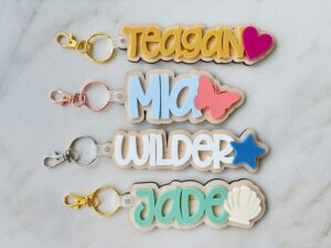 Unique Personalized 3D Layered Name Keychain with Custom Charm for Daily Totes and Keys