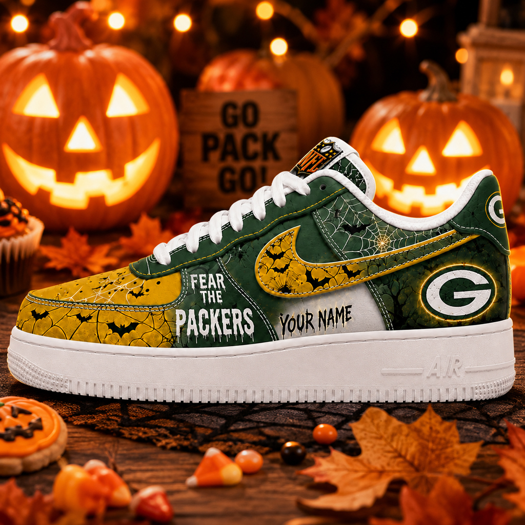 Custom Name Green Bay Packers Fear The Commanders Shoes Sneakers for Football Fans 2 Custom Name Green Bay Packers Fear The Commanders Shoes Sneakers for Football Fans - Image 2