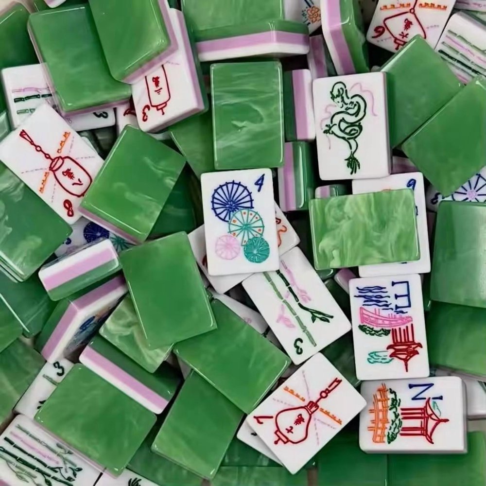 Jade Green American Mahjong Set - 160 Acrylic Tiles, Mat, Storage Bag & Accessories 2 Jade Green American Mahjong Set - 160 Acrylic Tiles, Mat, Storage Bag & Accessories - Image 2