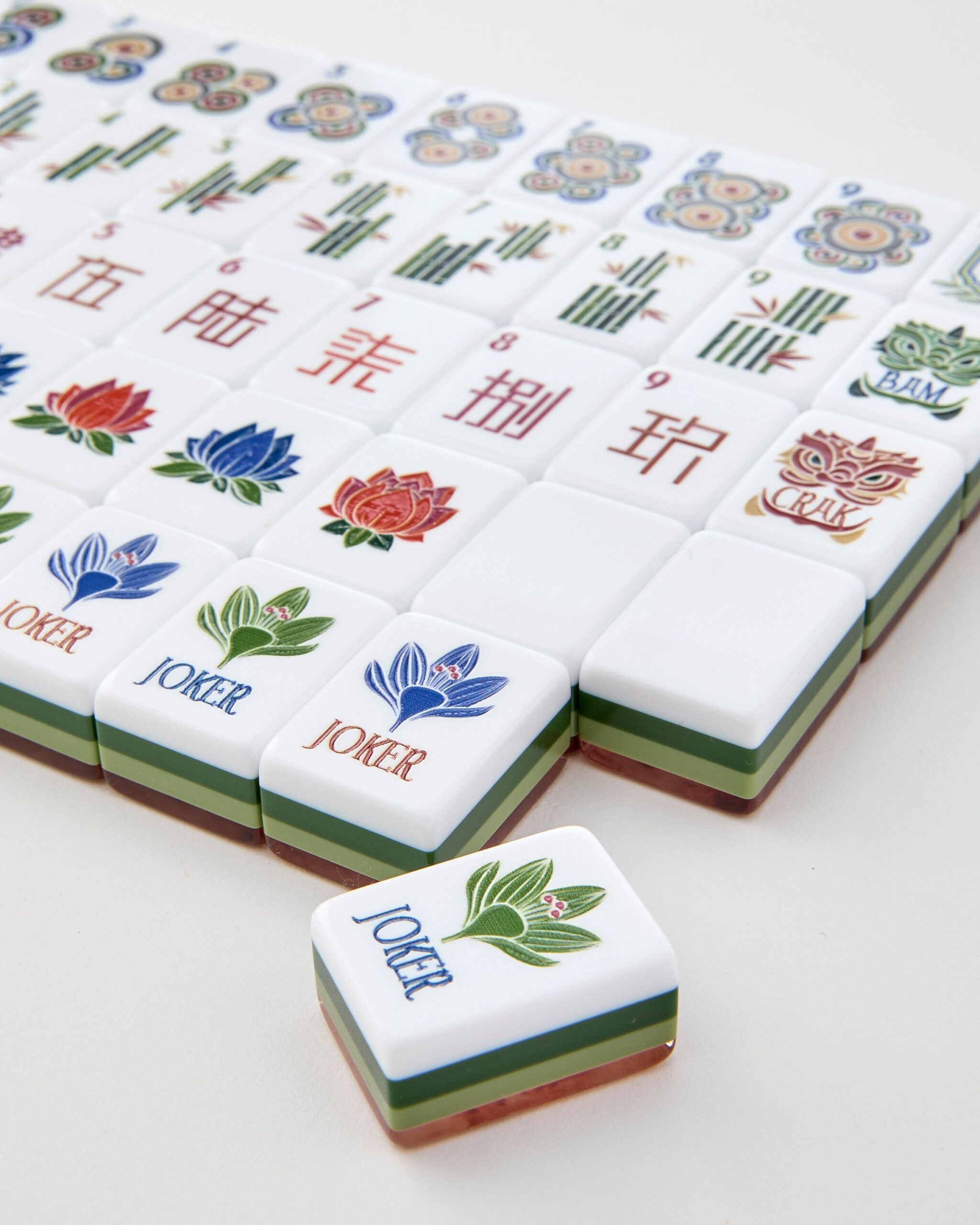 Sage & Olive Burl Wood Pattern American Mahjong Set - 160 Acrylic Tiles, Mat, Storage Bag & Accessories 3 Sage & Olive Burl Wood Pattern American Mahjong Set - 160 Acrylic Tiles, Mat, Storage Bag & Accessories - Image 3