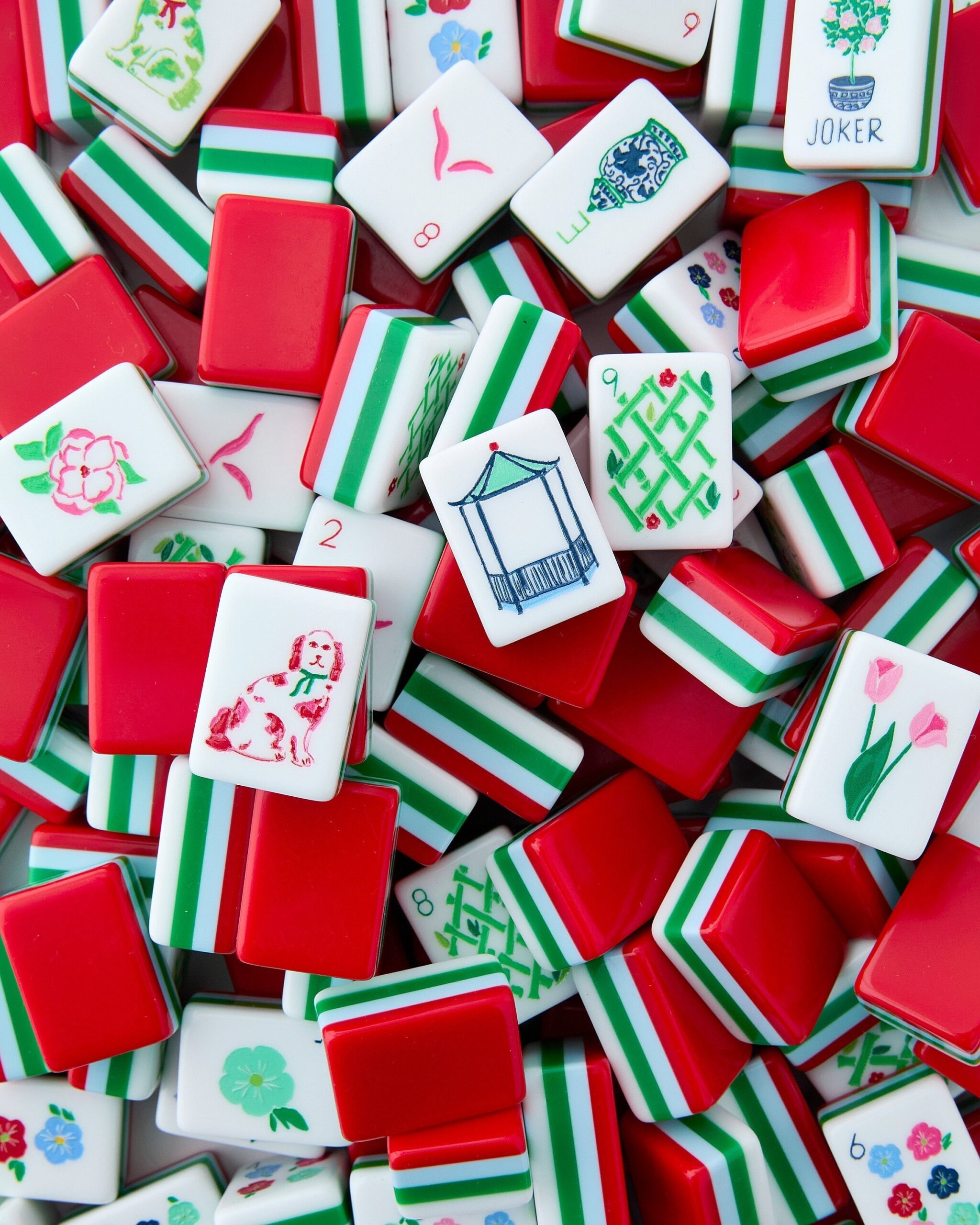 Red Green & Blue Coastal Garden American Mahjong Set - 160 Acrylic Tiles, Mat, Storage Bag & Accessories 5 Red Green & Blue Coastal Garden American Mahjong Set - 160 Acrylic Tiles, Mat, Storage Bag & Accessories - Image 5